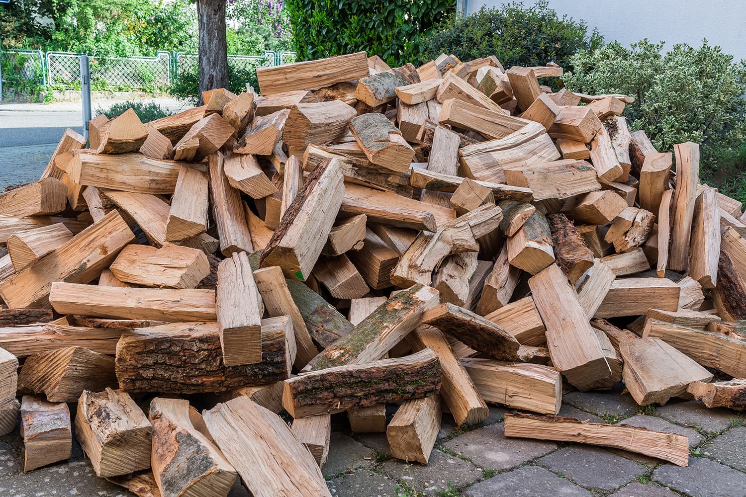 Bulk load of un-dried hardwood