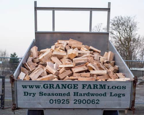 2 Builder bag Kiln Dried, Seasoned Hardwood 1 WEEK ONLY WAS £320 NOW £290